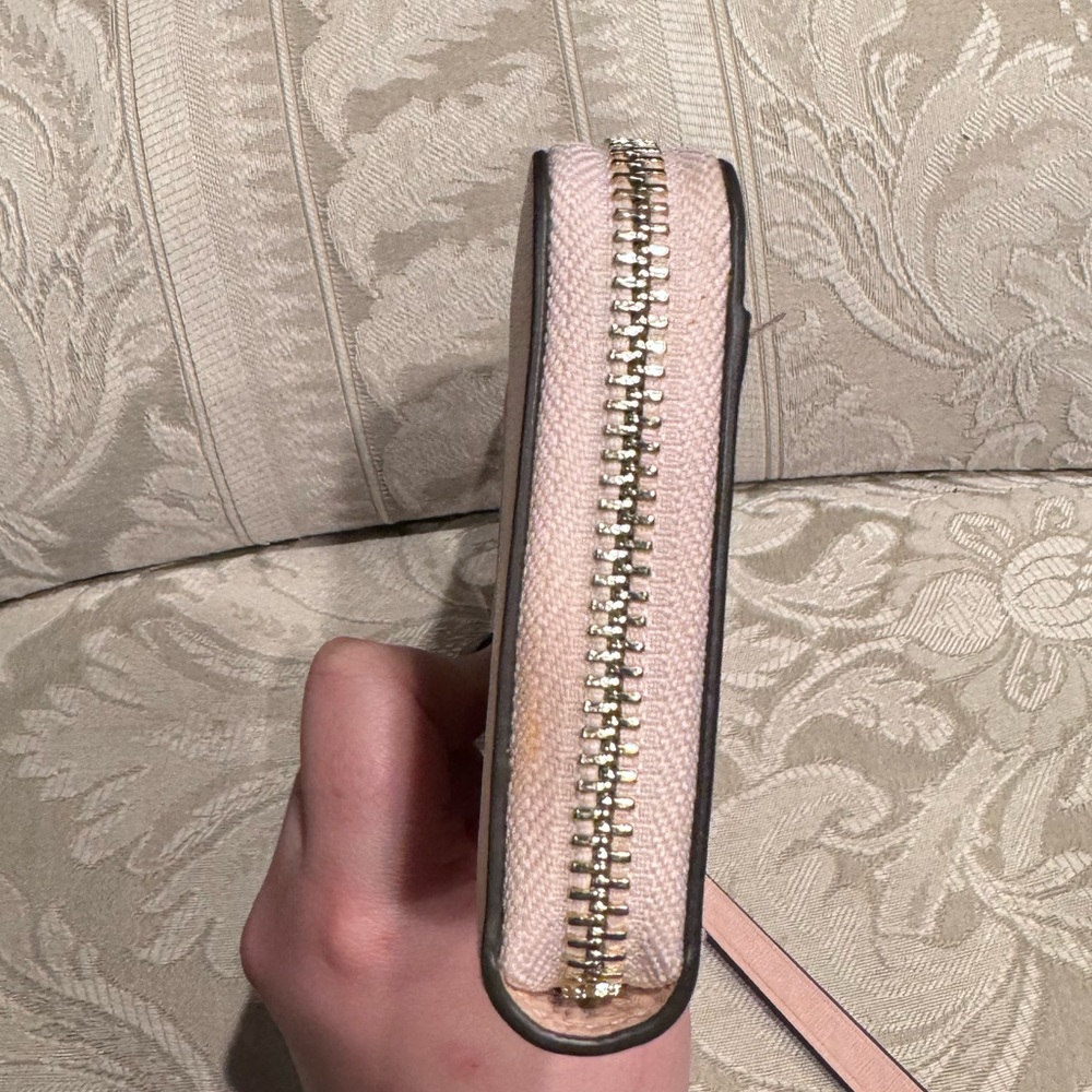 Kate Spade Blush Pink Wristlet Wallet - Picture 4 of 10